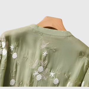 Nellie™ | Elegant Top with Embroidered Flowers Aurevea Atelier