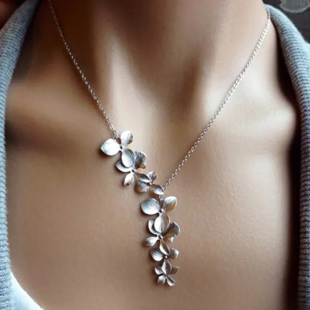 Antique Silver Floral Necklace Aurevea Atelier