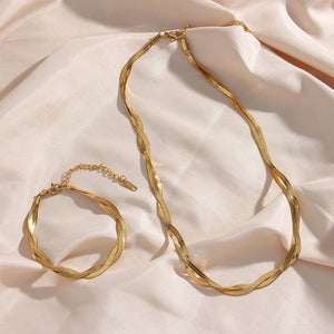 Madiorelle | Twisted Armband 18K Gold Aurevea Atelier