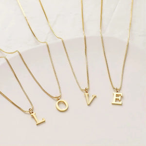 Enzhalynne | Necklace with Initials 18K Gold Aurevea Atelier
