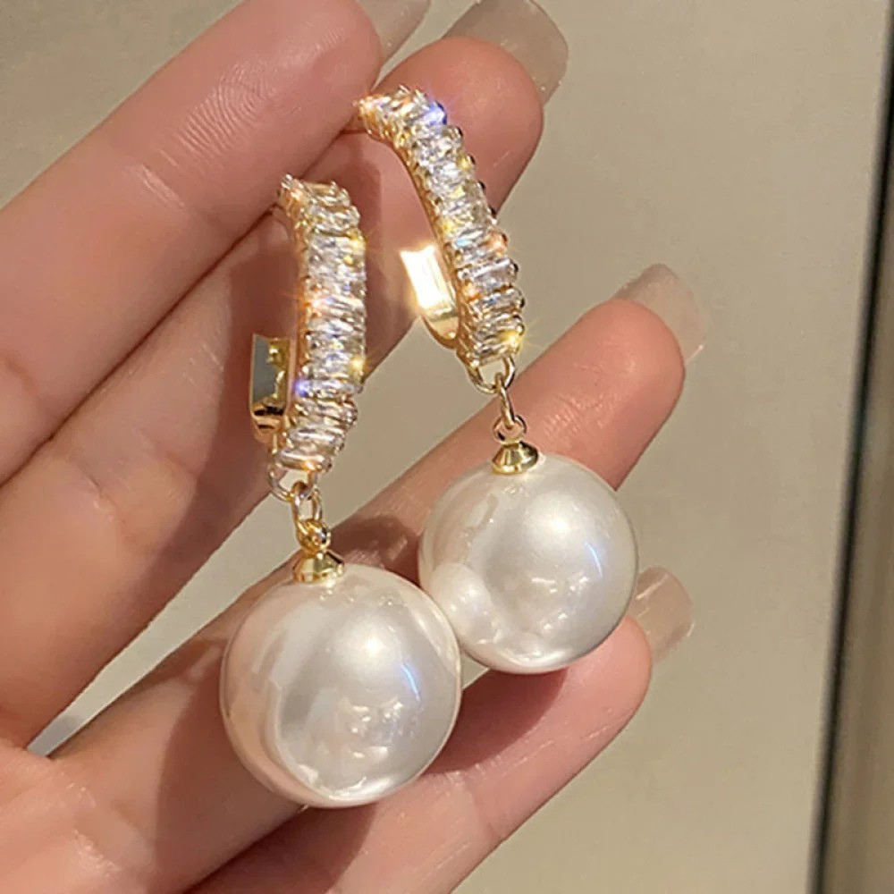 Elegant Earrings with Pearls and Zirconia Aurevea Atelier