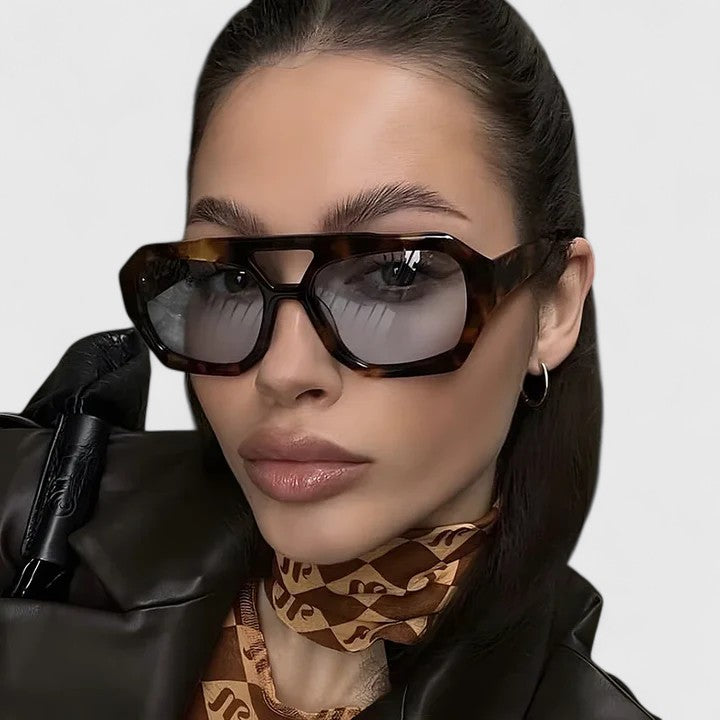 Zhaylinn | Elegant Sunglasses Aurevea Atelier
