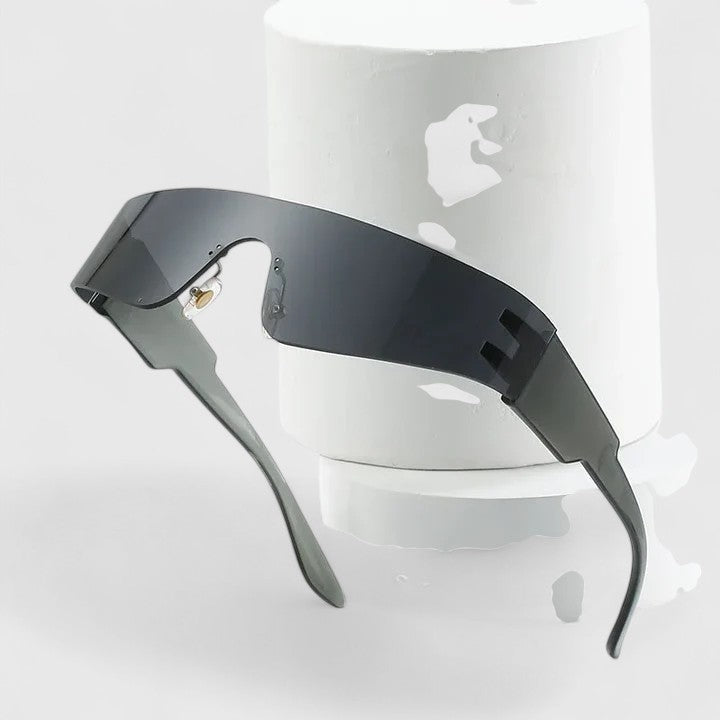 Skyllarr | Elegant Sunglasses Aurevea Atelier